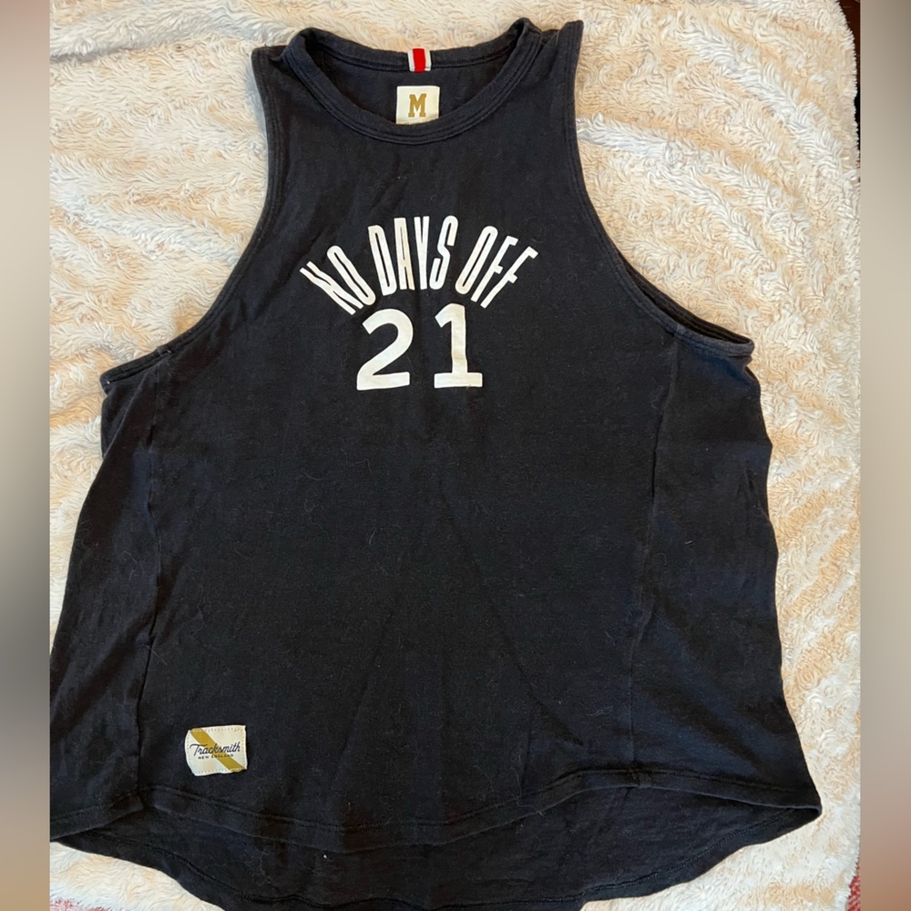 Tracksmith 2021 NDO Grayboy